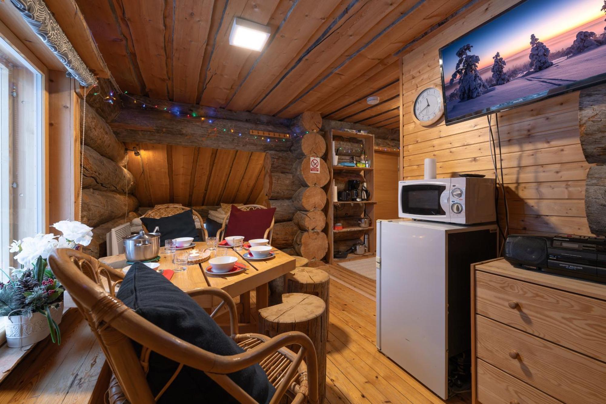 Kuukkeli Apartments Pikku-Hirvas Ja Porotokka Saariselkä Zimmer foto