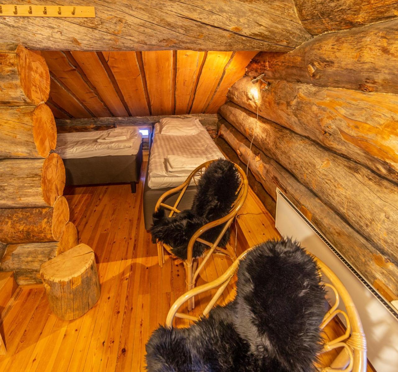 Kuukkeli Apartments Pikku-Hirvas Ja Porotokka Saariselkä Exterior foto